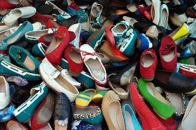 If you’ve bought more shoes on eBay than one person can wear in a lifetime, it may be time to admit you’ve become an addicted “eBayer”. If you’ve bought more shoes on eBay than one person can wear in a lifetime, it may be time to admit you’ve become an addicted “eBayer”.